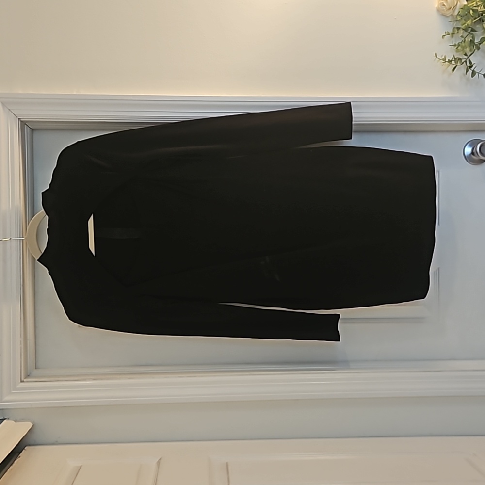 Black long sleeve cocktail dress size L never worn